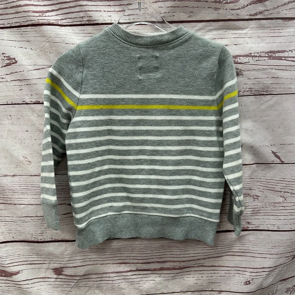 Old Navy Boy's Grey Stripped Sweater Size 4t